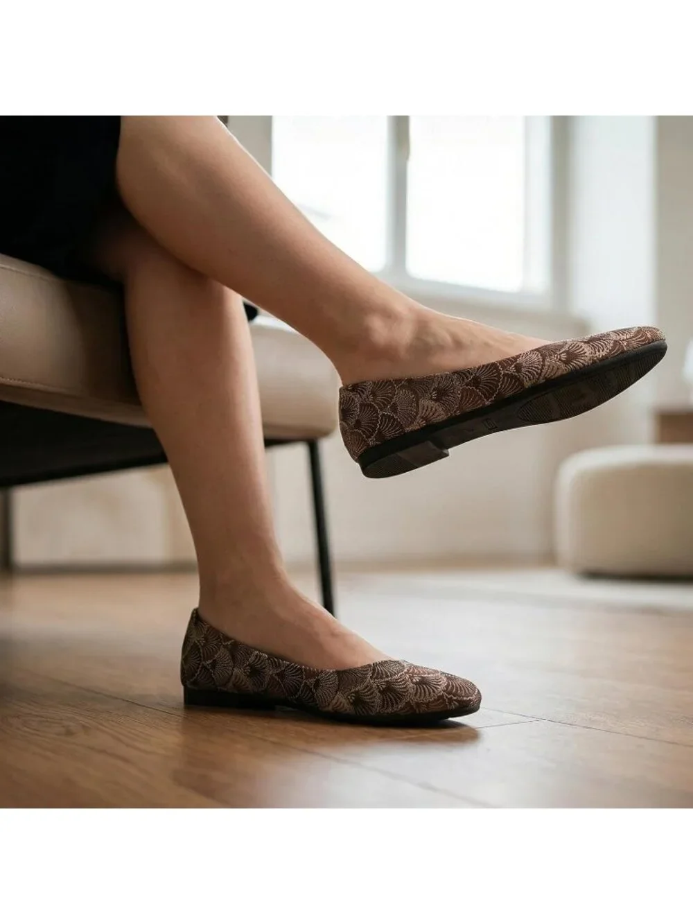 Women's Tan Pattern PU Leather Comfortable Ballet Flat Slip on Round Toe Shoes